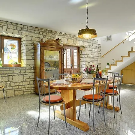 Orbanici Holiday home
