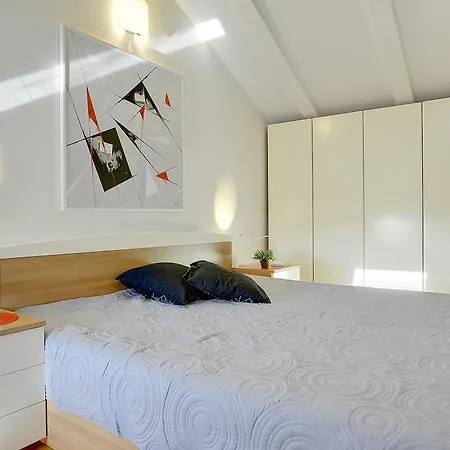 Orbanici Holiday home
