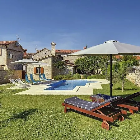 Holiday home Orbanici